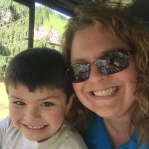 Meet your Posher, Lisa